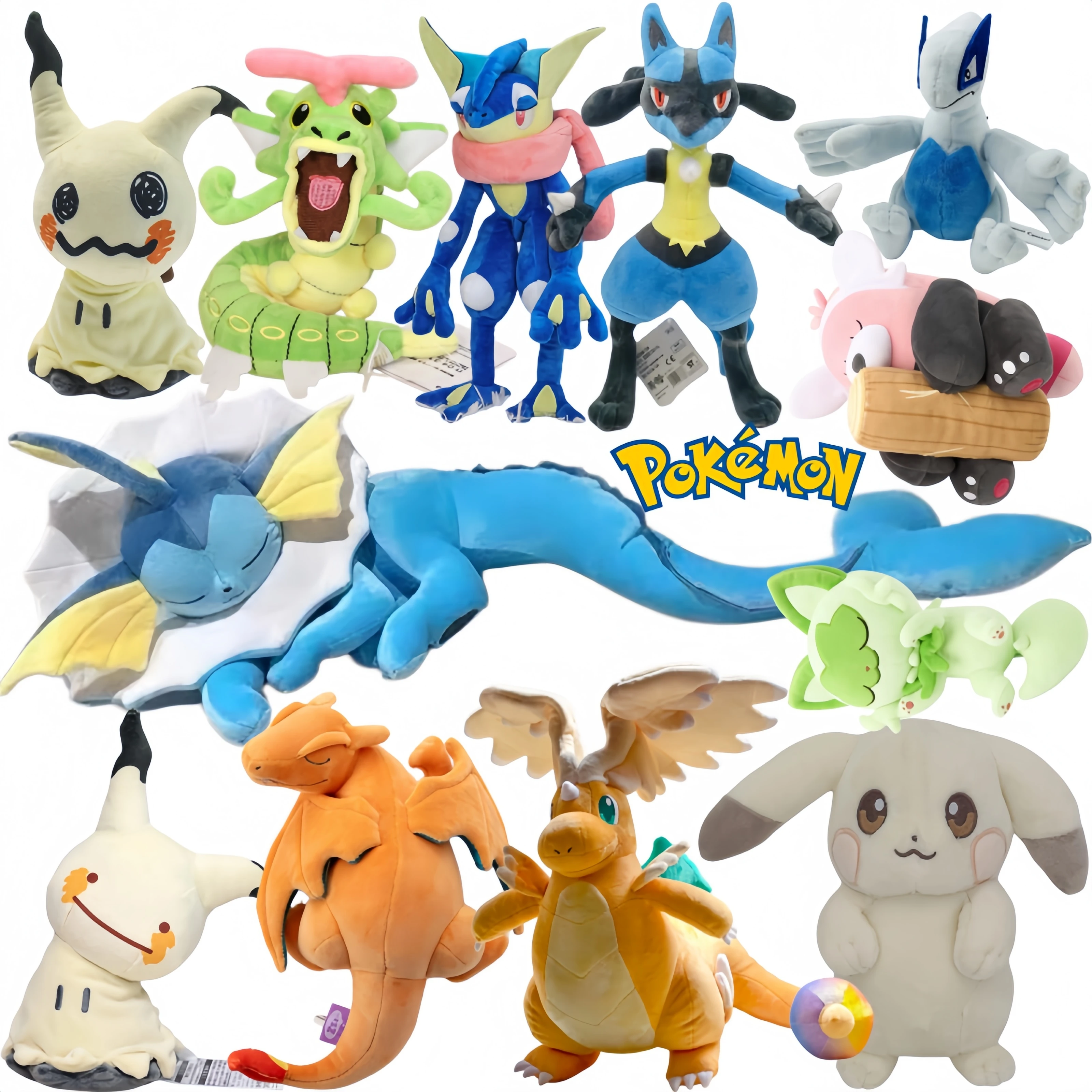72 styles de peluches Pokémon : Vaporeon, Mega Dragonite, Greninja, Lucario, Sprigatito, Mimikyu, Lugia, Caterpie, Bewear
