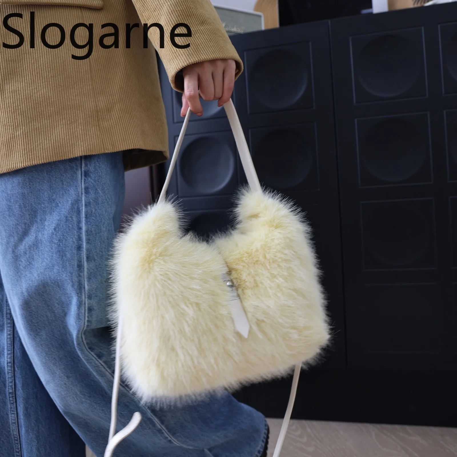 جديد تصميم فو الأرنب الفراء حقيبة كتف المرأة الفاخرة رقيق تحت الإبط حقيبة ساع السيدات الشتاء فروي حقيبة يد الفراء مخلب المحفظة #5