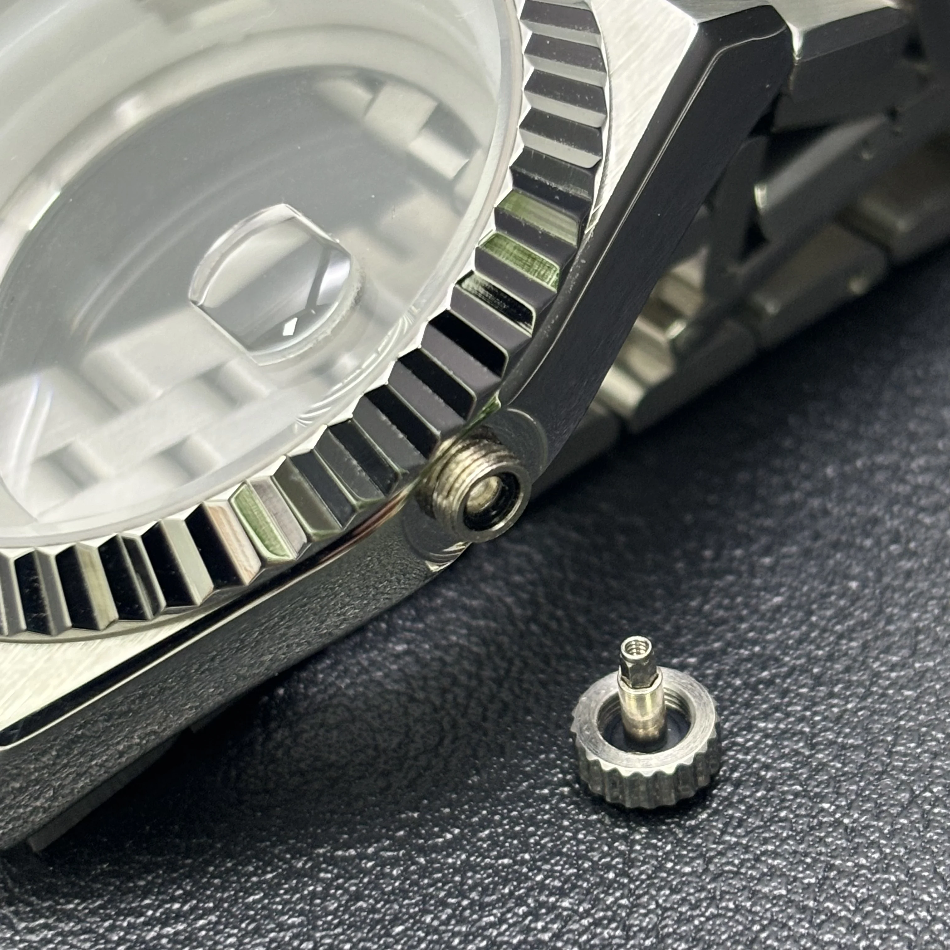 2025 جديد الرجال اليوبيل NH35 ساعة الطلب مع قرص العسل عزر الطلب NH35 حركة ساعة معدنية حالة الاتصال الهاتفي