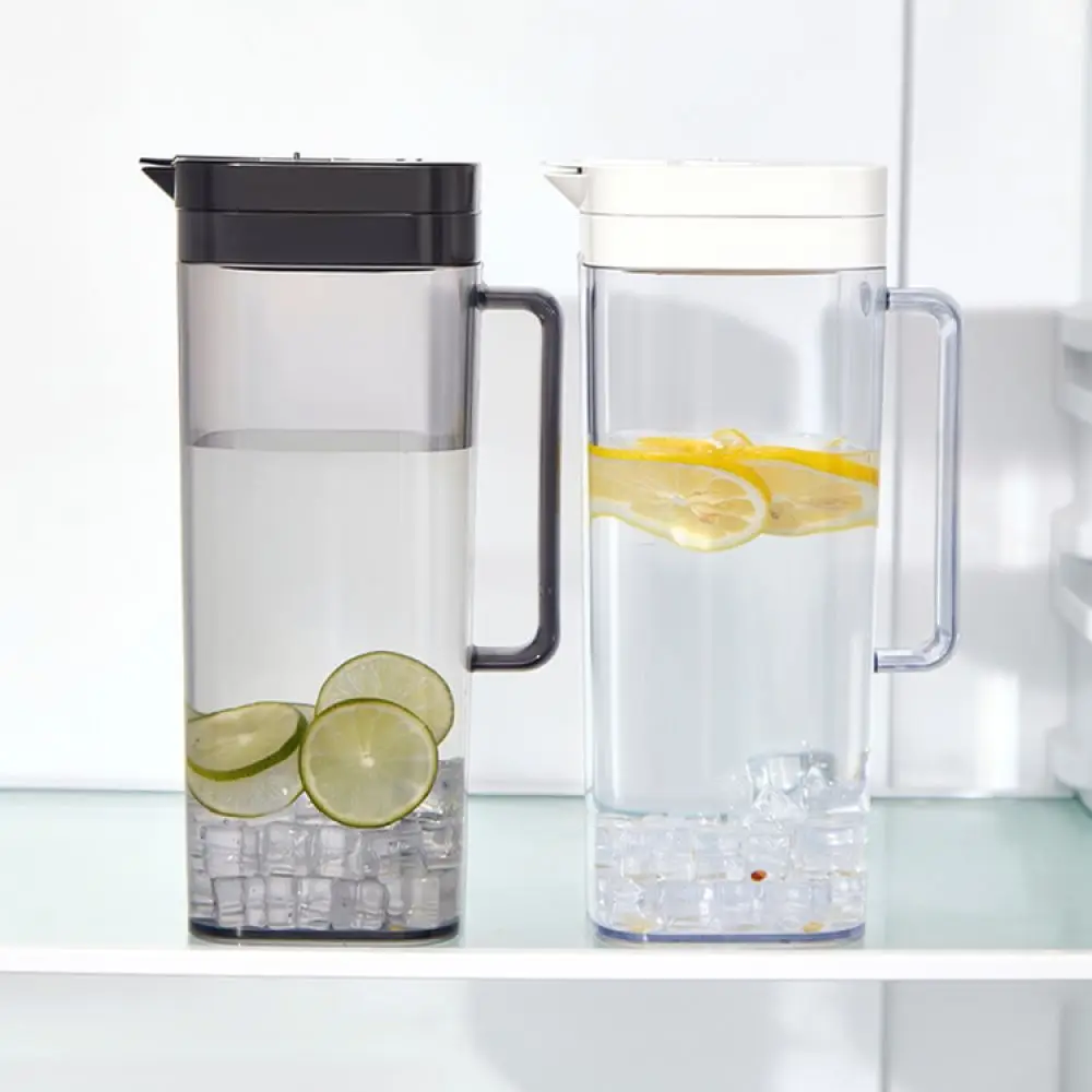 Compact Plastic Fridge Drink Pitcher Flat Design Water Kettle Airtight Flip Top Beverage Dispenser For Iced Tea