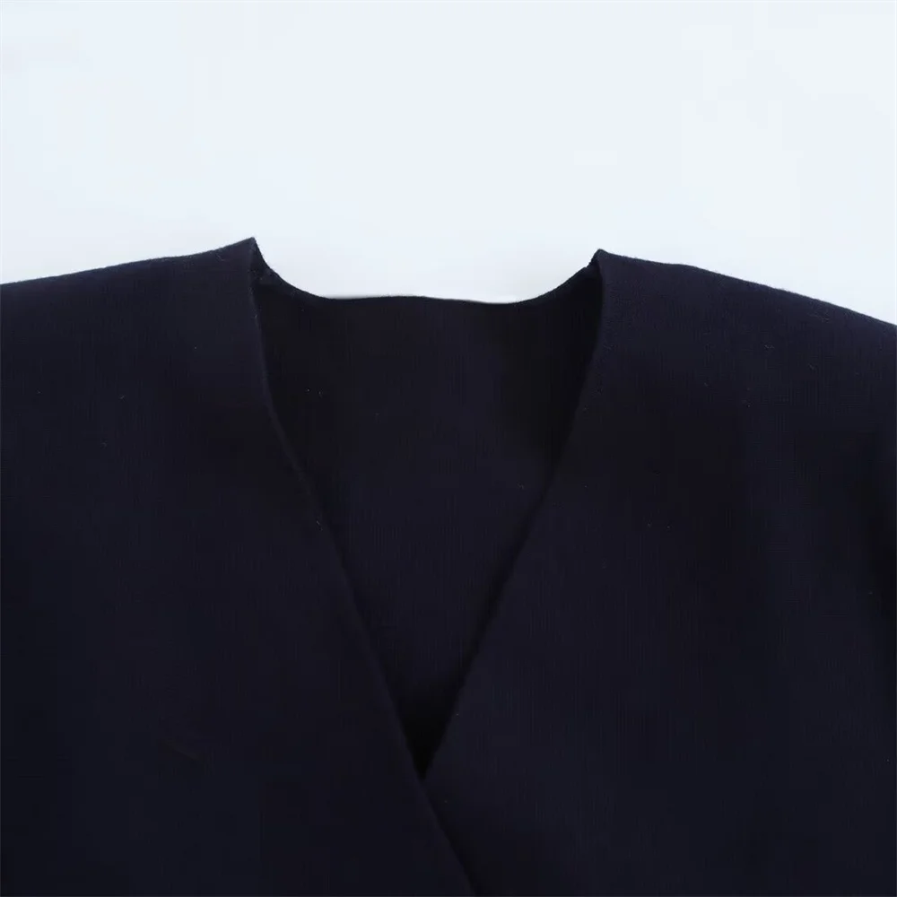 women's winter clothing new product solid color V-neck with belt cushion shoulder accessories knitted suit jacket