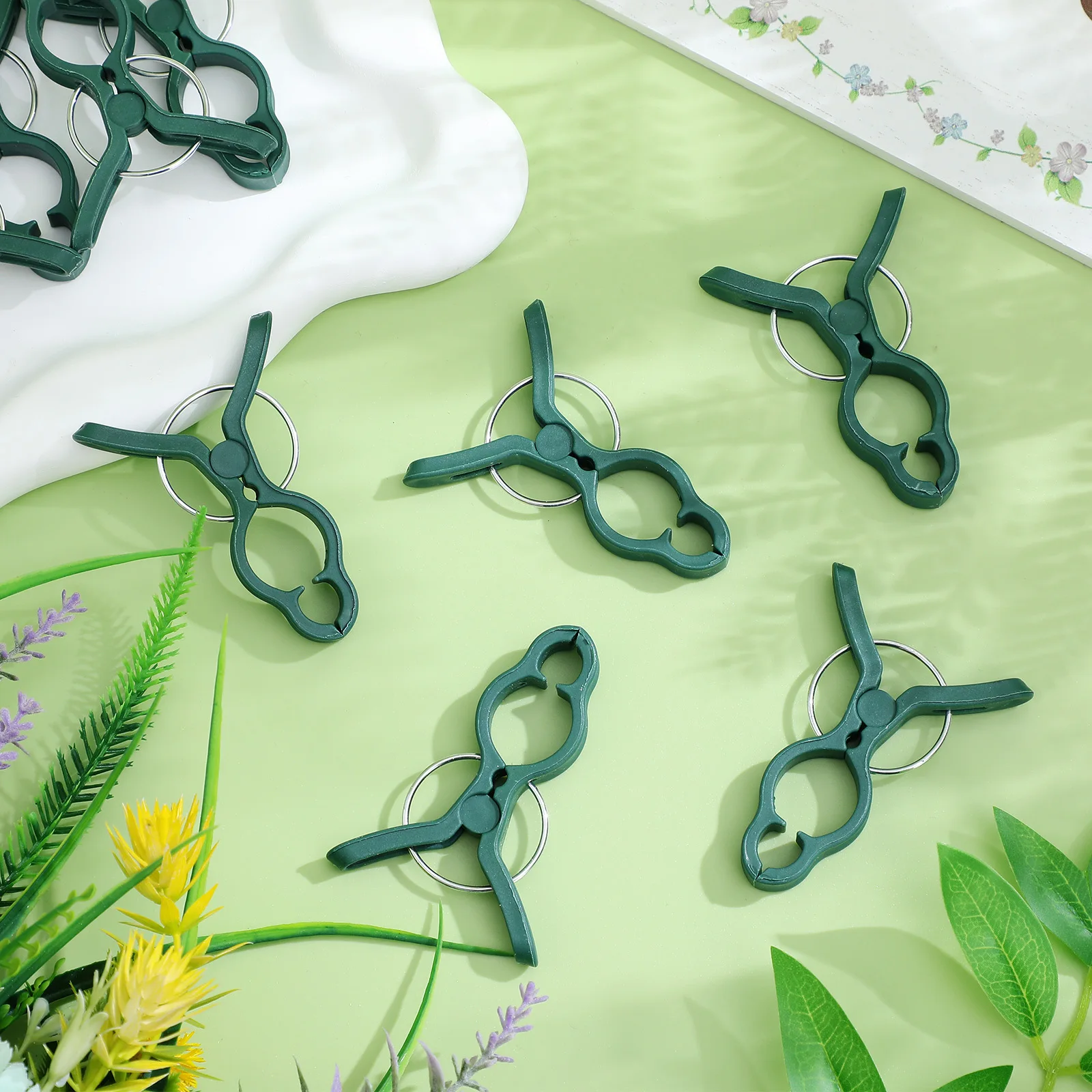 

50Pcs Plant Stem Straightening Clips Durable Tomato Support Clamp Reusable Plastic Phalaenopsis Clamps for Gardening