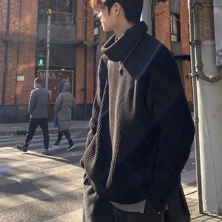 Suéter preto de gola alta para homens no inverno estilo japonês preguiçoso retro solto suéter novo estilo quente jaqueta bonita y2k ins emo