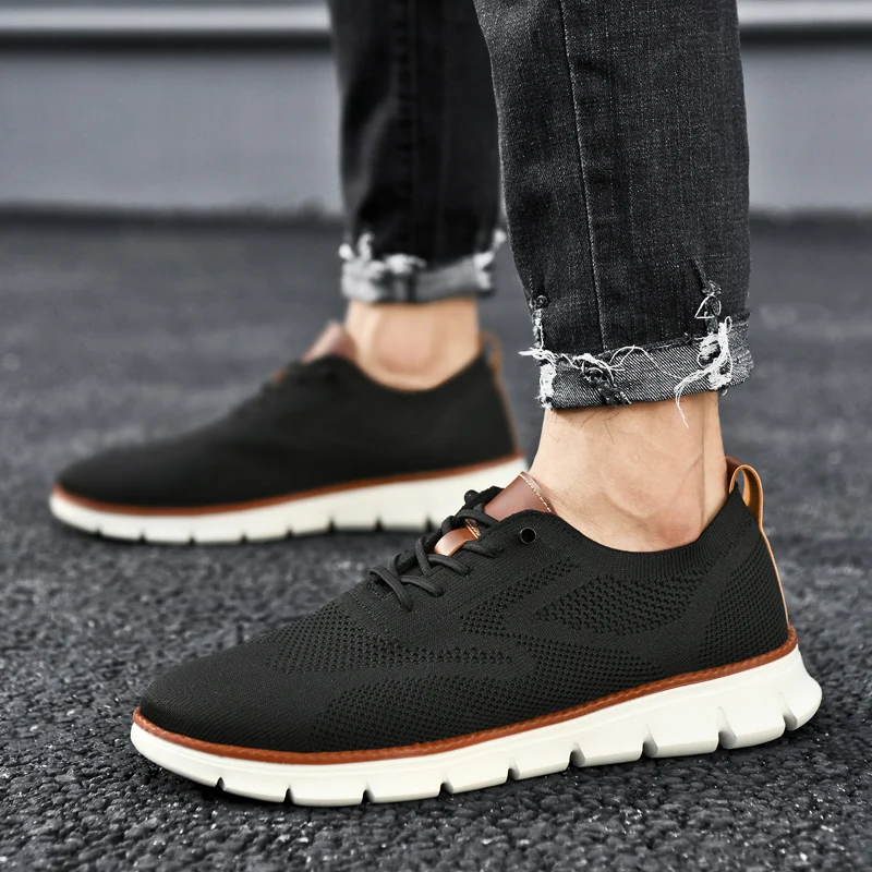 Men Shoes Lightweight Sneakers Men Canvas Casual Shoes Breathable Slip On Wear-resistant Men Loafers Zapatillas Hombre