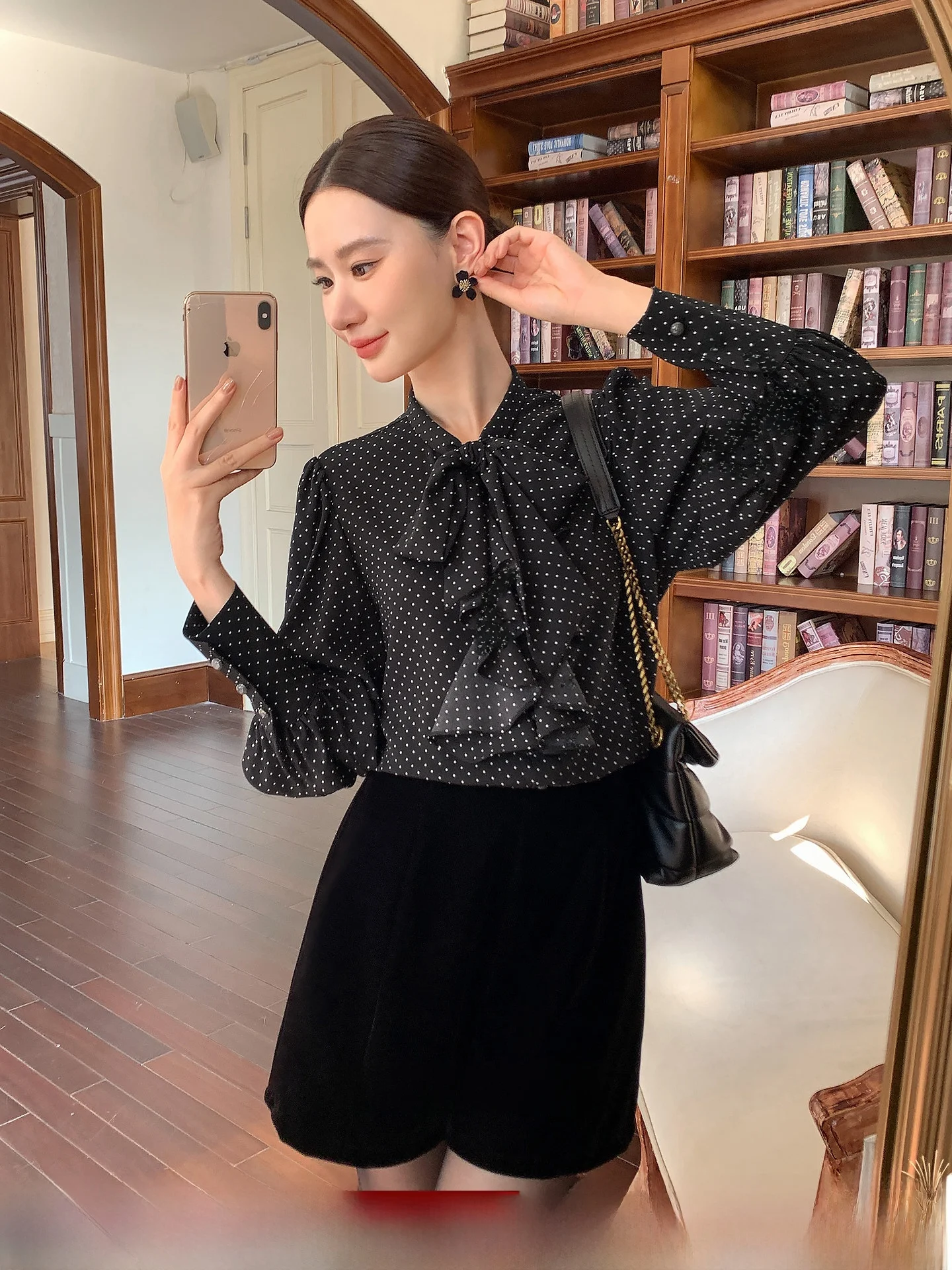 

Женская блузка Ele XXNING, осенне-зимняя новинка, с кружевной отделкой в горошек, французский стиль, свободный крой, длинный рукав, полиэстер