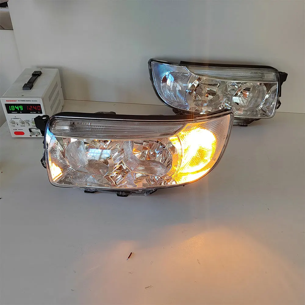 Pair Car Headlight For Subaru Forester SG5 SG6 SG69 SG9 SG9L
