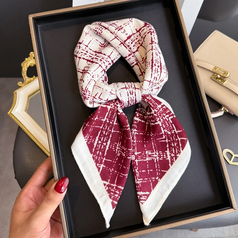 

Luxury 68x68cm Sunscreen Square Scarf Spring Summer Bandanna Fashion Kerchief Female Silk Scarves Fashion Shawl Foulard Hijab