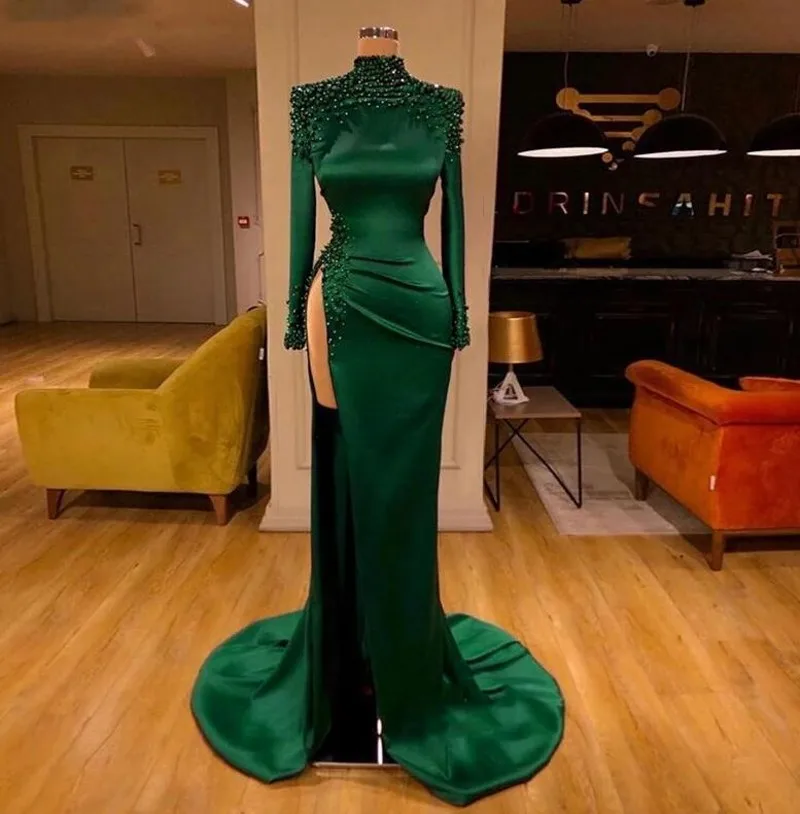 2025 Emerald Green Arabic Evening Dress Long Sleeves High Slit Sexy Prom Party Formal Gowns Chic Beading Mermaid Dubai Vestidos