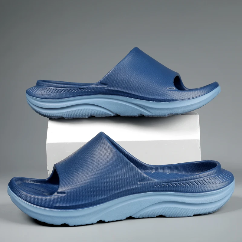 

Летние мужские резиновые тапочки, мягкие удобные шлепанцы, домашняя пляжная уличная обувь, новый дизайн