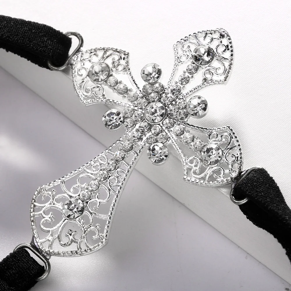 Stonefans المبالغة كبيرة الصليب حجر الراين ثونغ الجسم سلسلة للنساء مثير منخفضة الخصر الأحمر الأسود القماش سراويل رفيعة مجوهرات