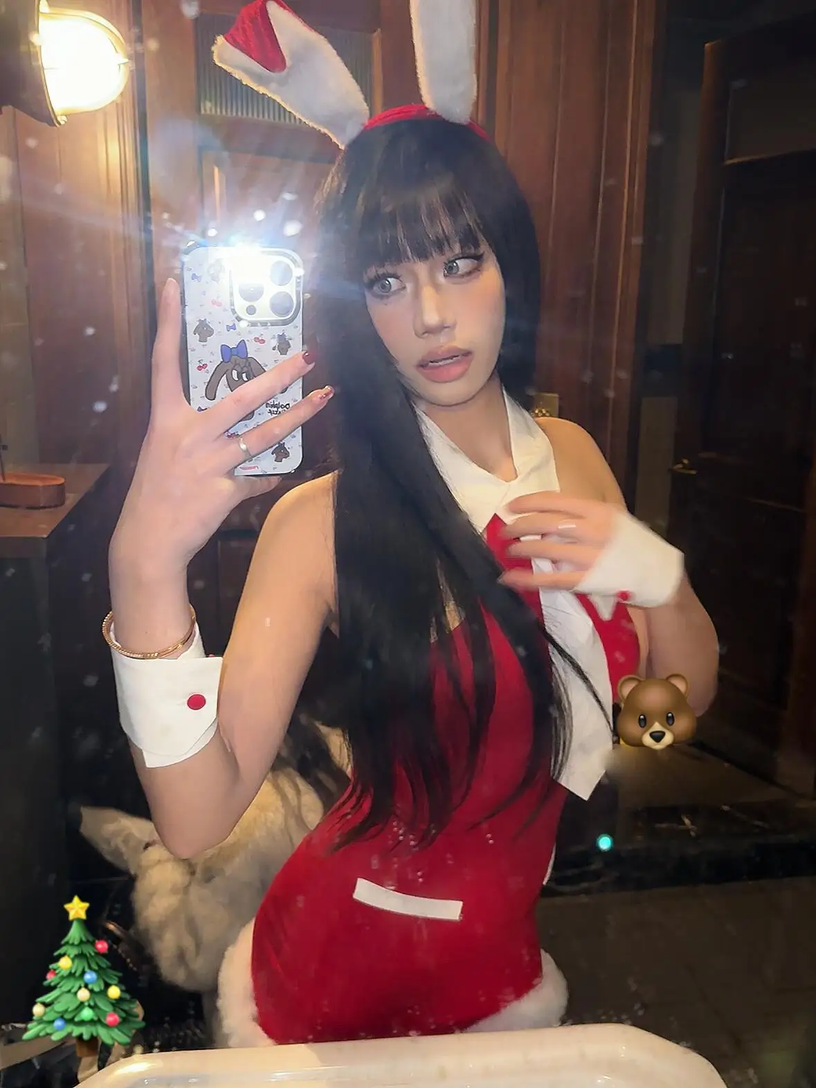 فستان نسائي ضيق بتصميم أرنب مثير مع رباط حول الرقبة وتنورة قصيرة وحزام خصر ملفوف، مناسب لأزياء الكريسماس التنكرية