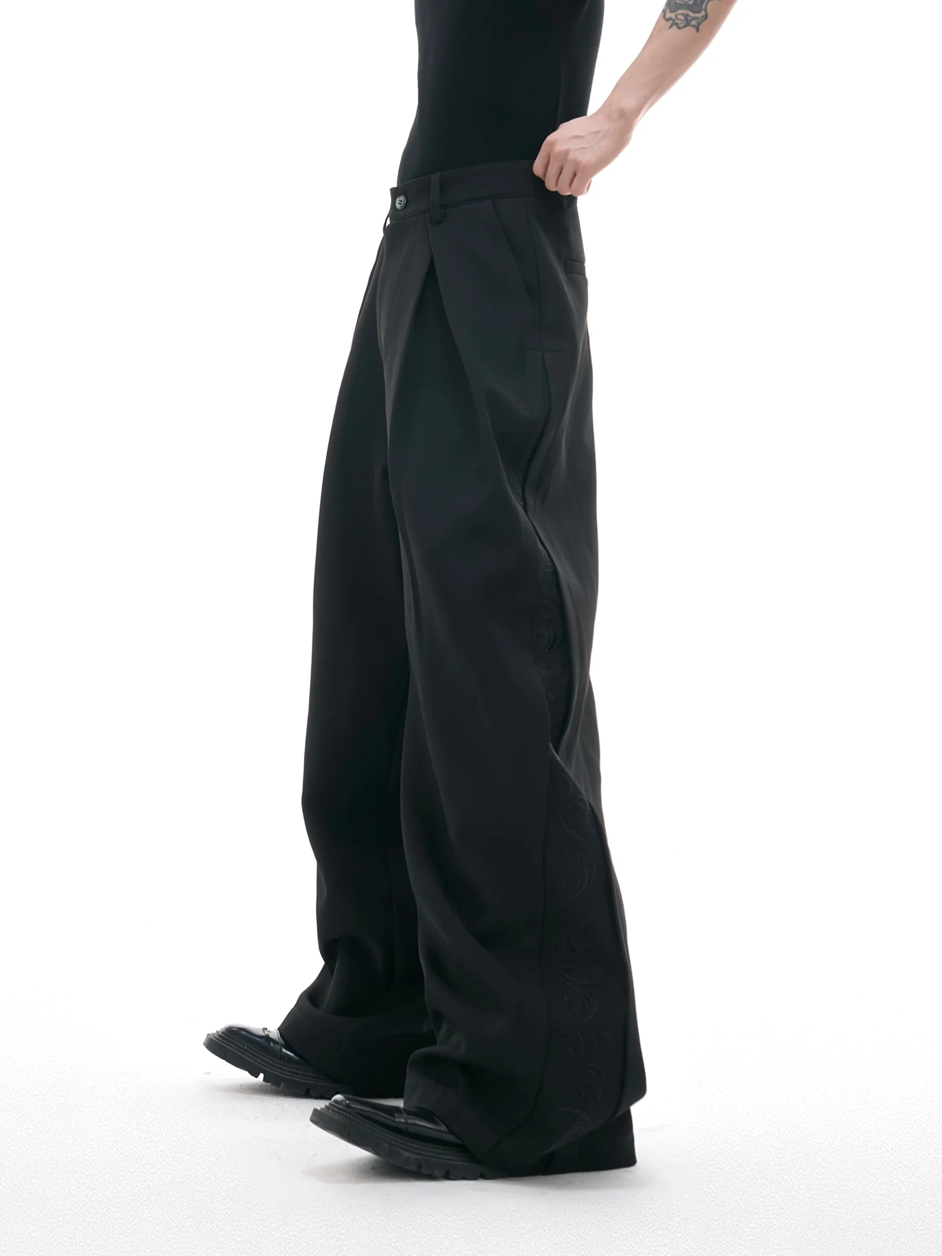 

ArguE CulturE Heavyweight 3D Tailored Floral Embroidery Casual Pants Cool Sensation Retro Court Style Loose Fit Summer Wear
