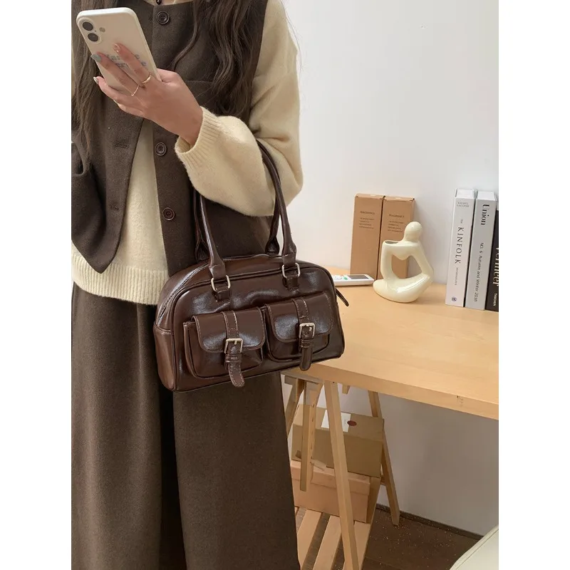 Новинка 2024 года, большая вместительная корейская сумка для боулинга с двойным карманом в стиле ретро, модная сумка для пригородных поездок под мышками