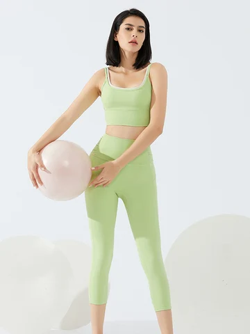 Спортивный бюстгальтер Nylon Spandex черный для активных тренировок — фото товара
