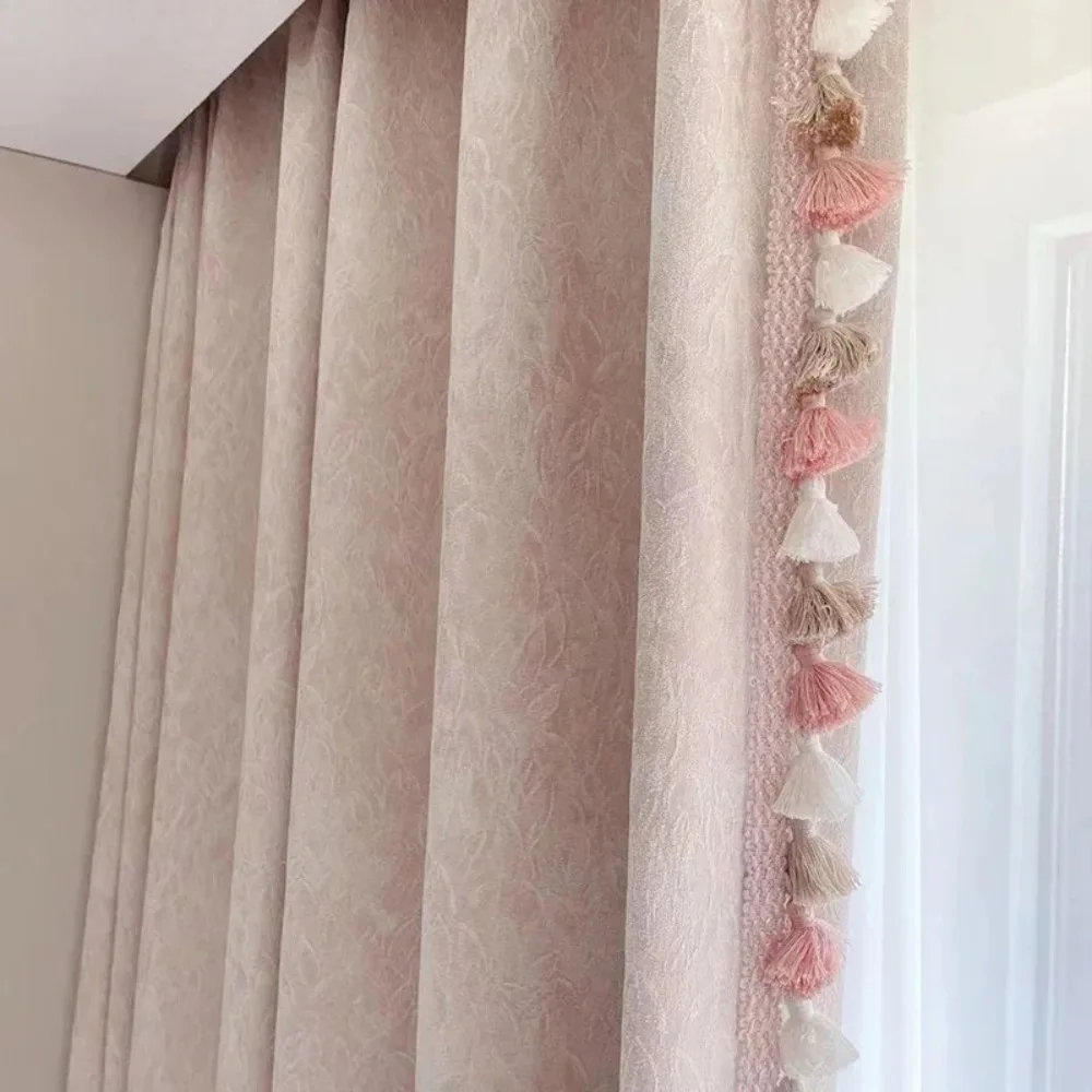 Custom-made thick pink jacquard embossed leaf curtains for floor-to-ceiling Windows in the living room and bedroom