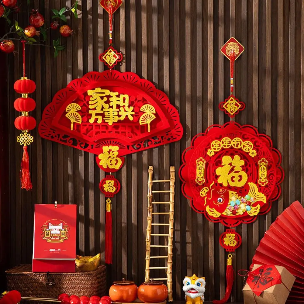 قلادة السنة الجديدة التقليدية الإبداعية الرائعة ملصقات الباب ذات الطابع المحظوظ قابلة لإعادة الاستخدام مع تعليق باب مهرجان الربيع بشرابة