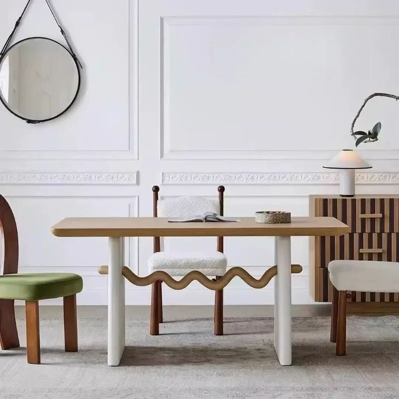 

Современный обеденный стол из цельного дерева для гостиной, центральный кофейный скандинавский маленький кремовый стиль, офисная квартира, дизайнерская высота, кухонная мебель