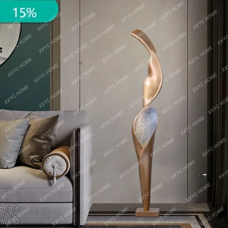 XXSculpture Floor Lamp Resin Hotel Living Room Exhibition Hall Creative Large Human Ornament Standing Lamp Modern
