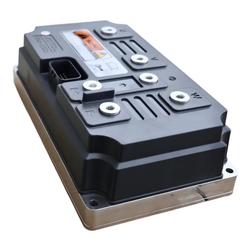 EM550 High Power Water Cooled Sine Wave Motor Controller Weak Magnetic Heat Resistant For Lande Applications