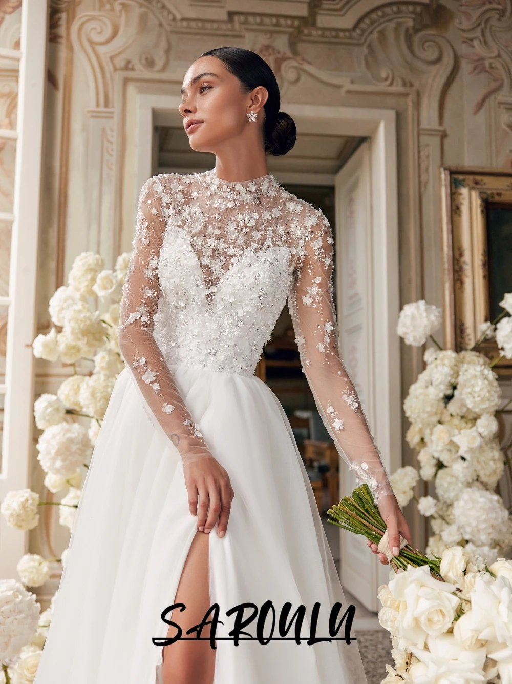 

Classy A Line Floral Wedding Dress Customized Flowing Tulle Comfortable Bridal Gown Romantic Long Sleeved Buttons Back Wear