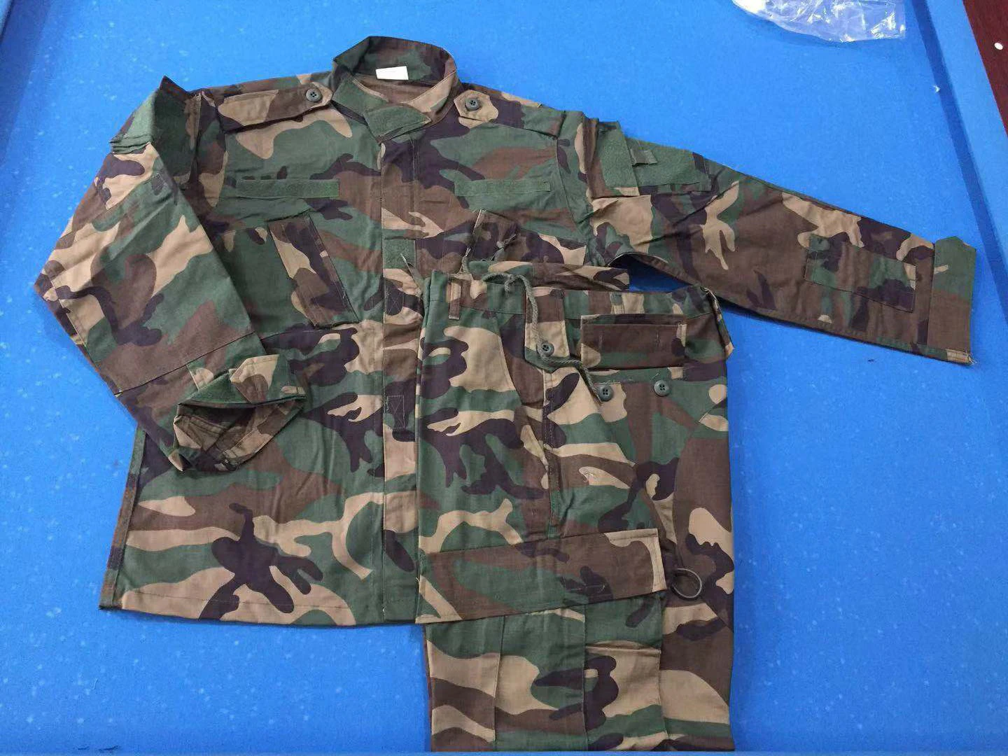 traje-tactico-de-manga-larga-para-hombre-maoxiang-ropa-de-camuflaje-americana-resistente-al-desgaste-conjunto-estrategico-p