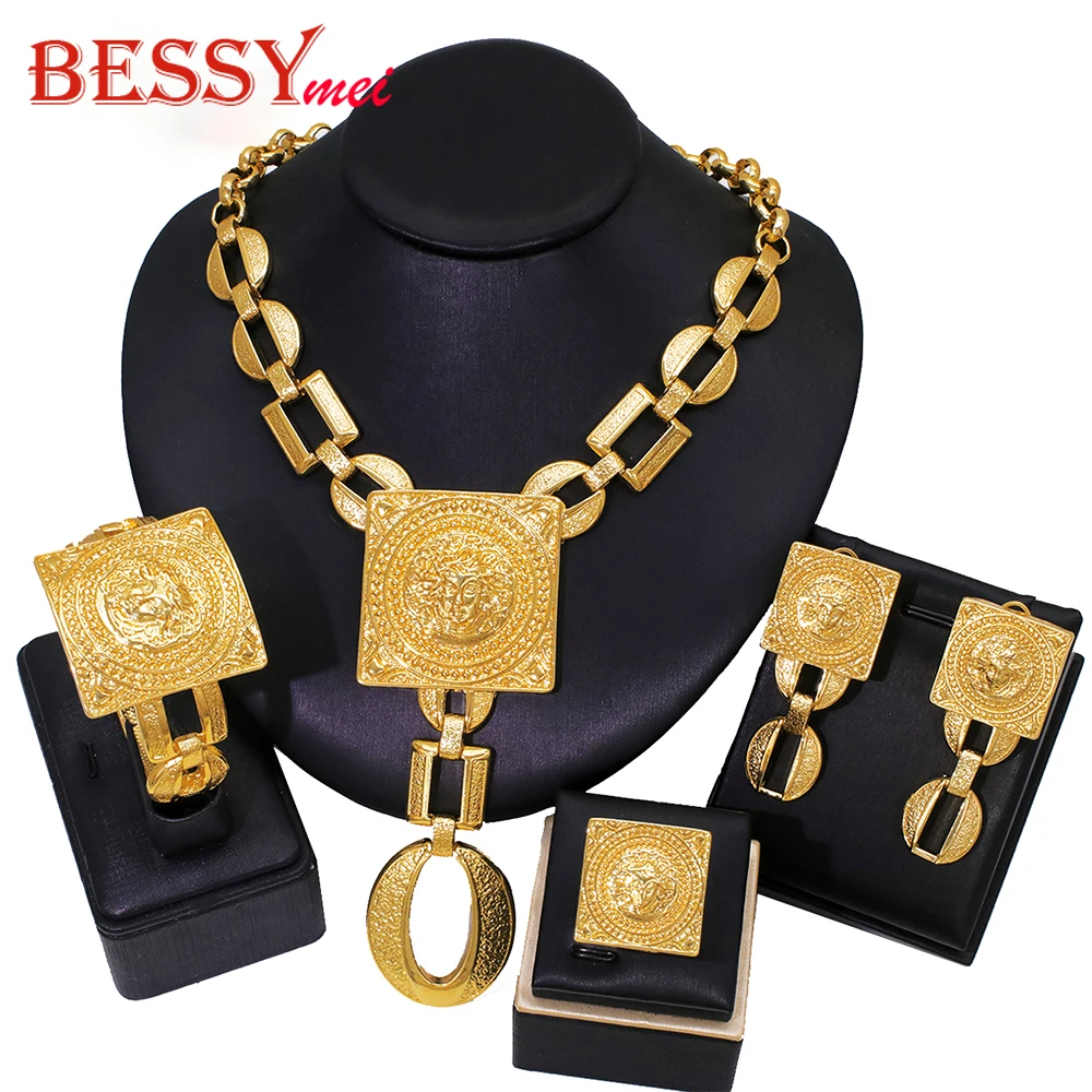 Vintage African Jewelry Set For Women 4Pcs Square Carved Pendant Necklace Earring Bracelet Ring Dubai Bridal Wedding Jewellery