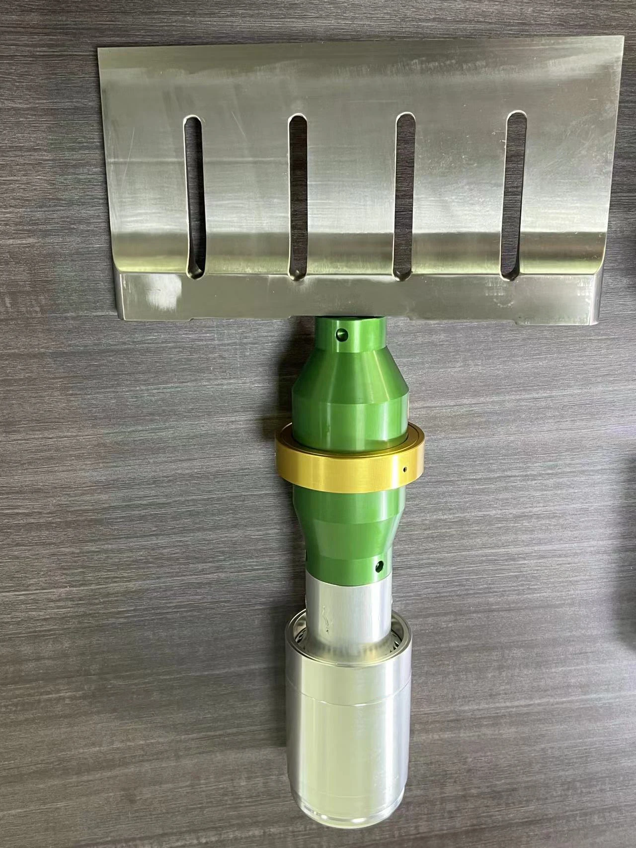 

2000W Digital Ultrasonic Automatic Pastry Cheese Meat Cutter 20kHz 220V New Condition Plastic Welders for Ice Cream Slicer Cake