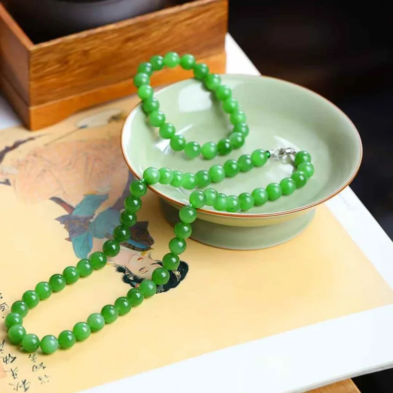 

Factory Store Natural Hetian Jade Russian Jasper Old Material Bottom Yang Green Necklace Brace