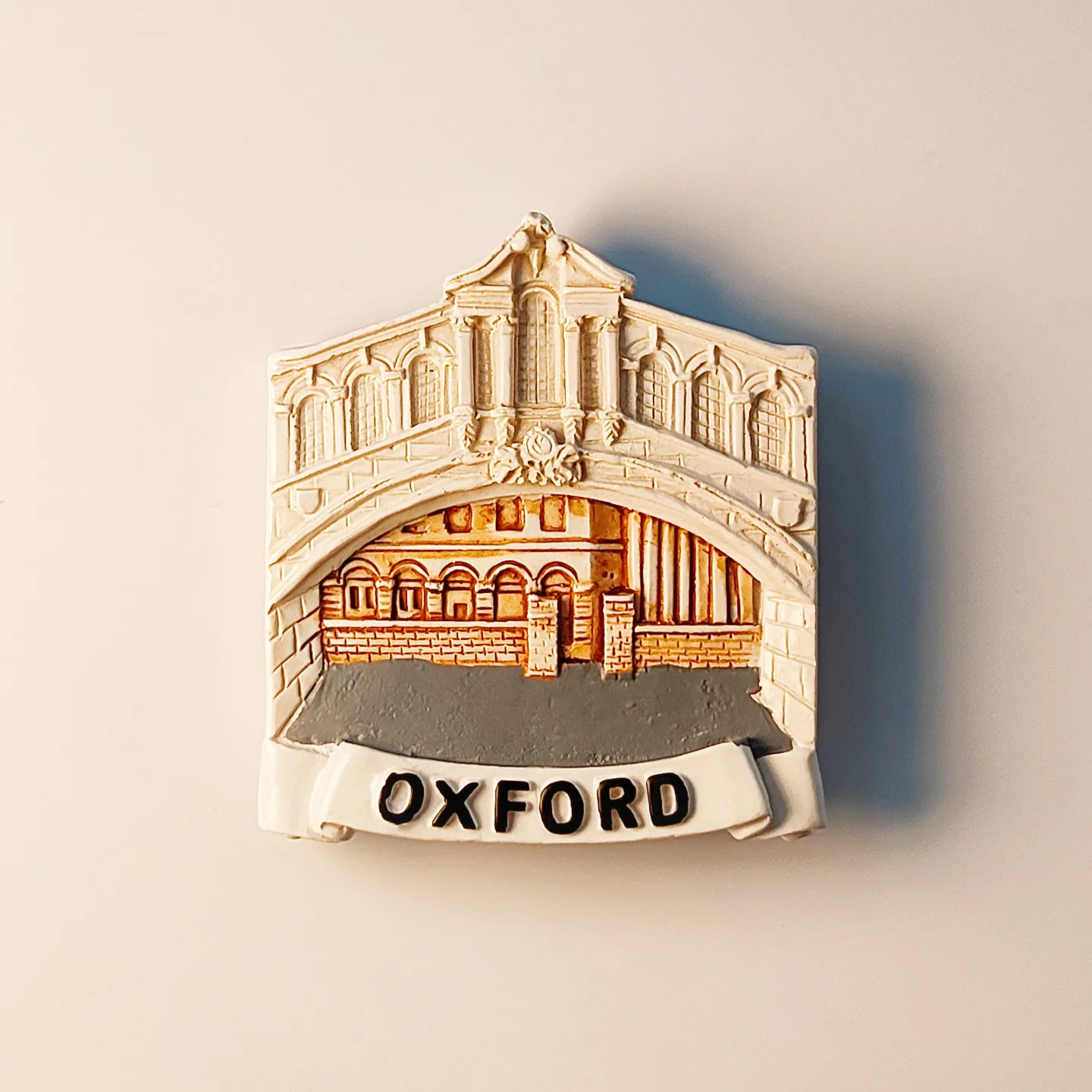 

Сувенирный 3D-магнит на холодильник с изображением моста Хертфордского университета Оксфорда, из смолы