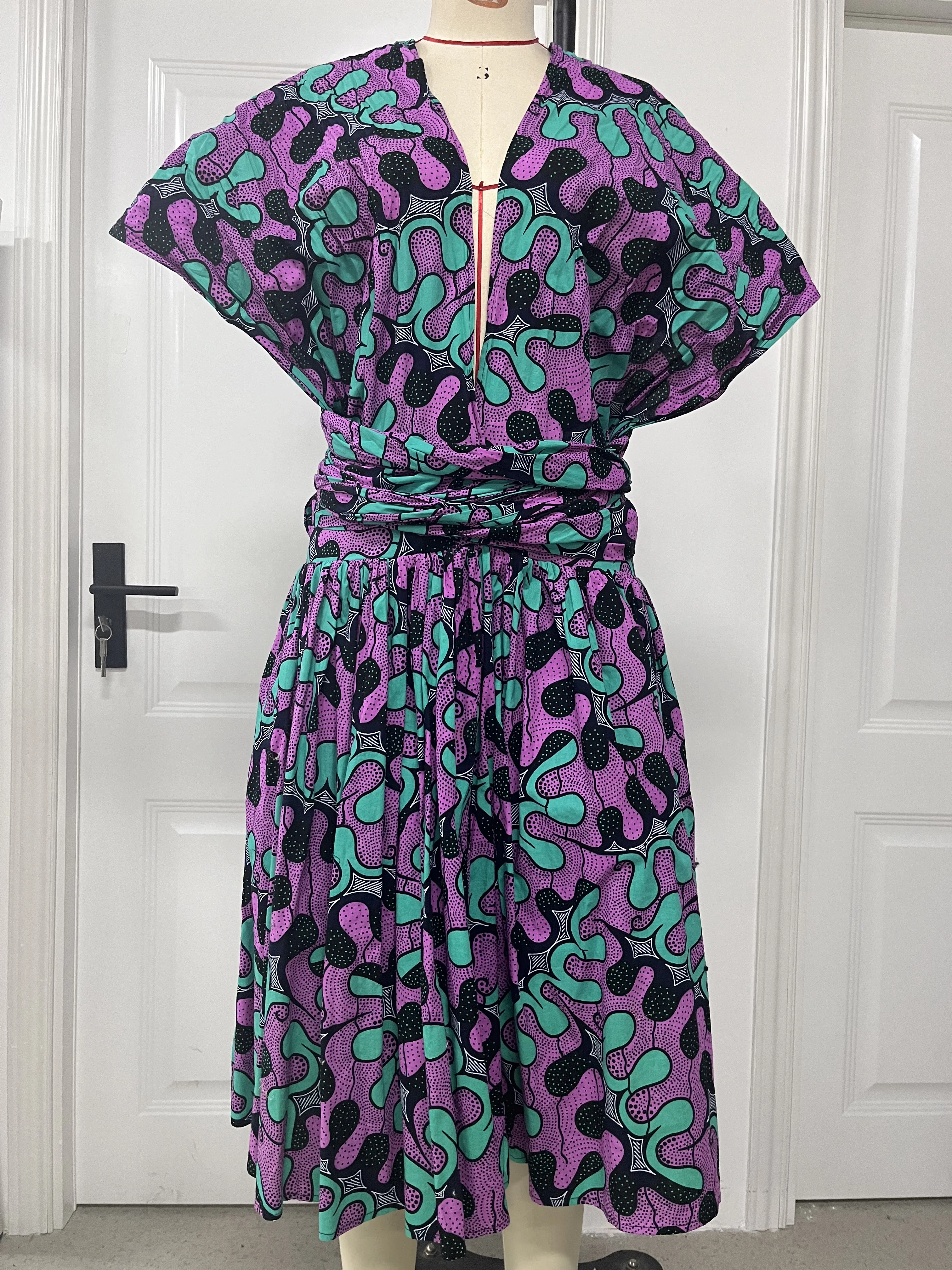 African Clothing Sample Stock Clearance Colorful African Batik Print Women's Tops and Dresses