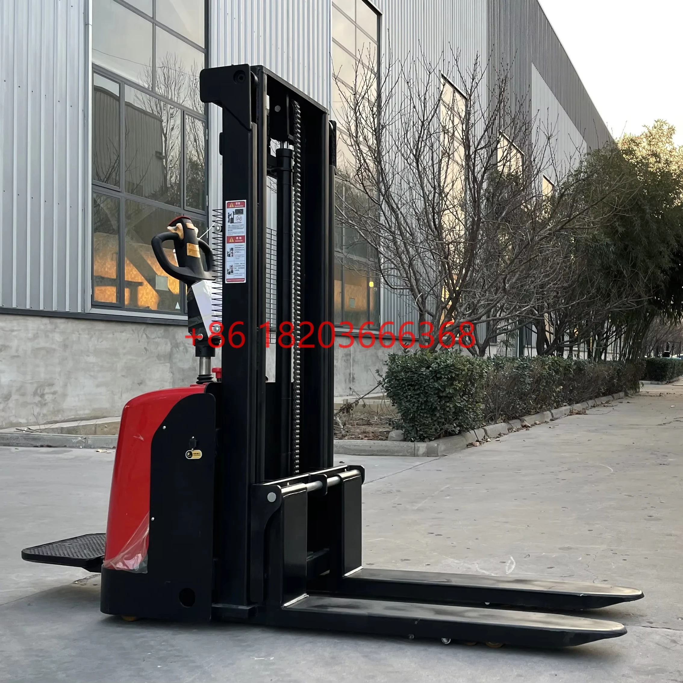 YG Customized 2 Ton Full-Electric Self-Loading Stacker New Style 3-6m Height Ladder Truck-Mounted Warehouse Forklift Lead-Acid B