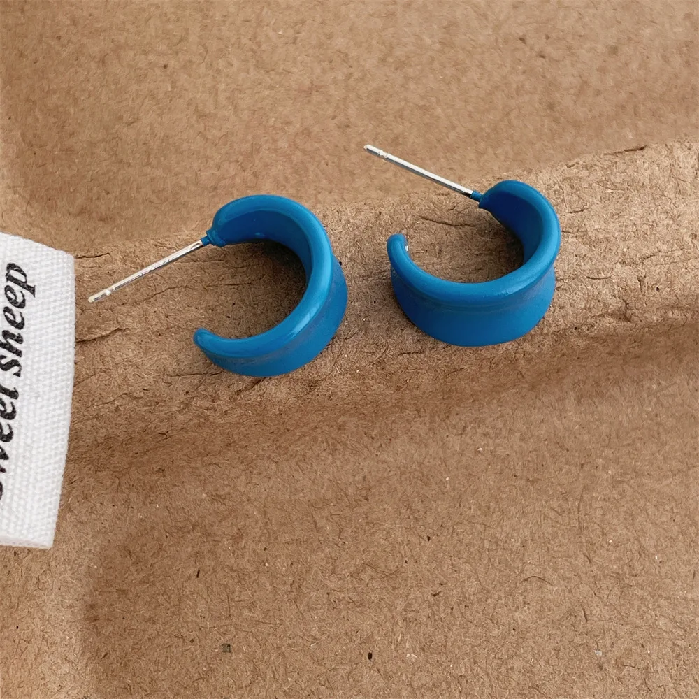 الكورية أوائل الربيع سوبر كريم الأزرق المينا قطرة الصقيل الأقراط الإناث شخصية جديدة