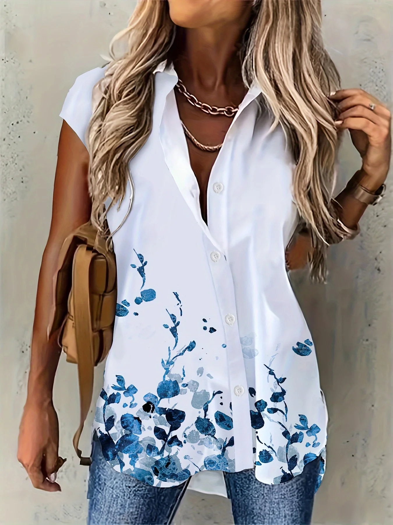 Temperament Loose Woman Shirt Fashion Casual Blouse Elegant short Sleeve Woman Shirt Holiday Weekend Top