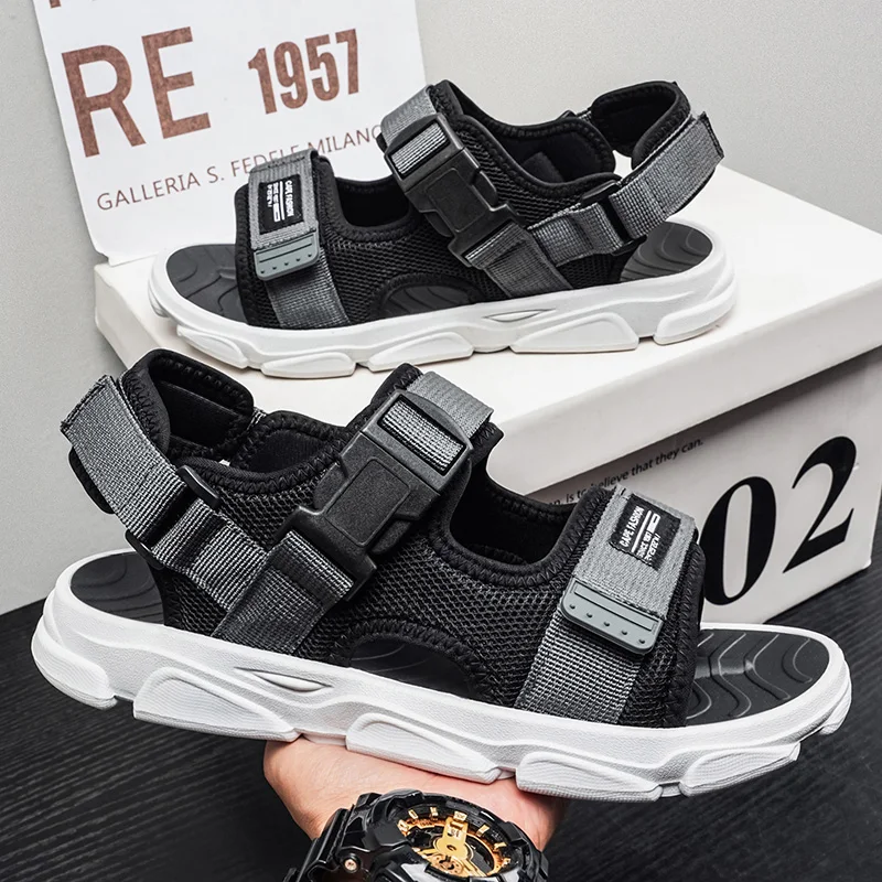 Men's New Summer Style Non-Slip Dual-Purpose Water-Resistant Casual Beach Slippers and Sandals