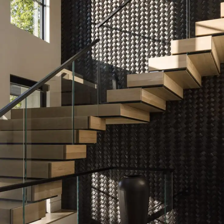 モダン住宅の内装用カスタマイズ スチール製階段 浮遊式直線階段