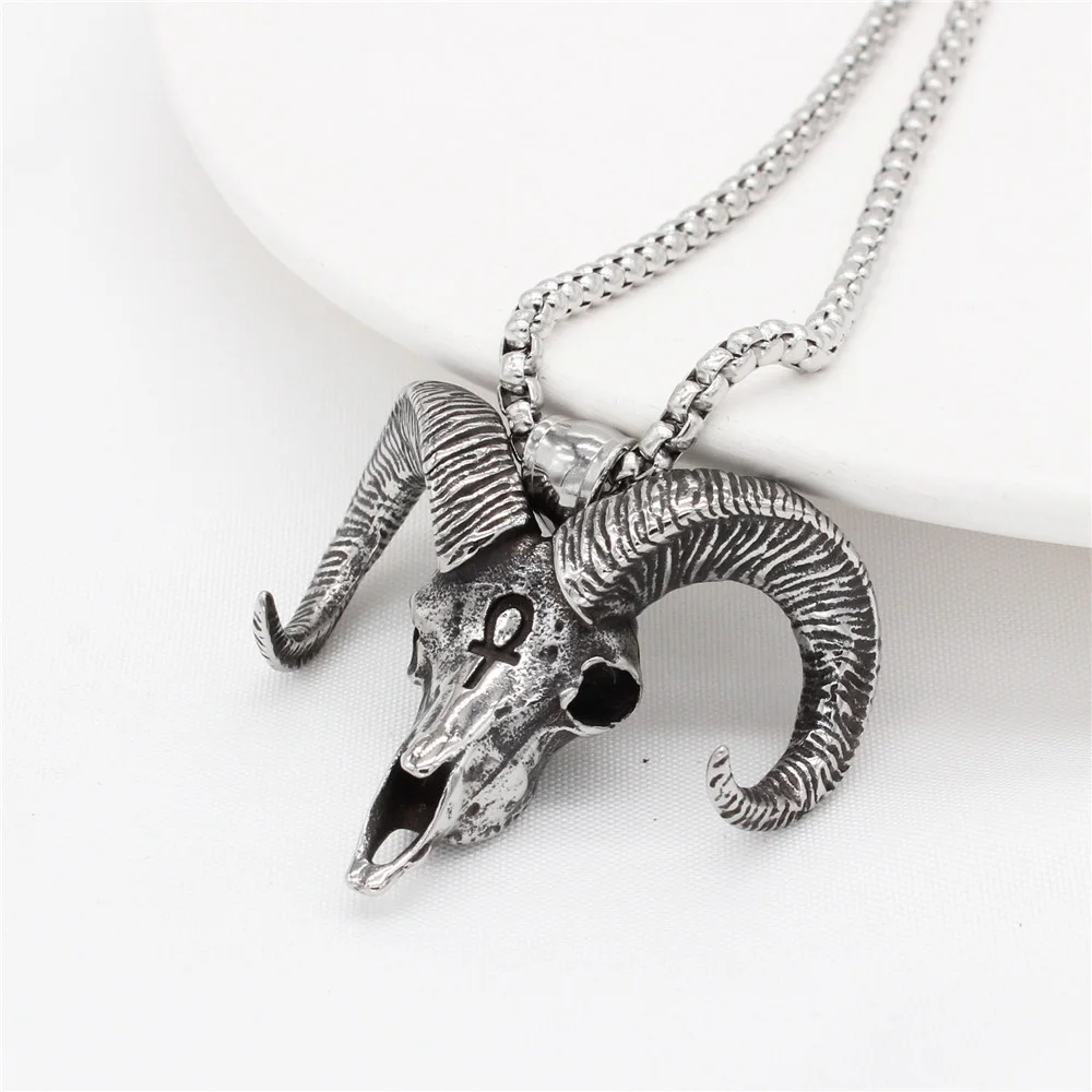 Moda retro Gothic Goat Head Pendant Punk Naszyjnik z egipskim krzyżem ze stali nierdzewnej Osobowość Amulet Biżuteria Prezent Hurtownia
