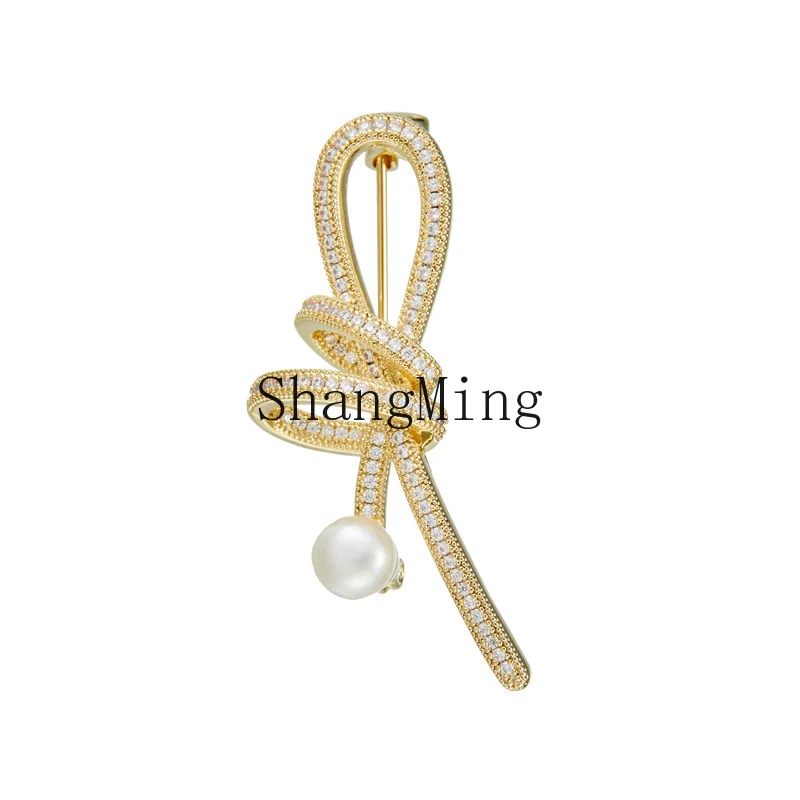 

PYH streamer bright slightly inlaid with zirconium ribbon knot brooch fashionable and elegant freshwater pearl clothing