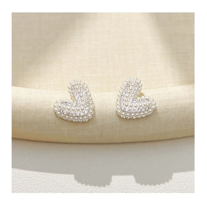 

Silver Needle Light Luxury Gypsy Star Love Stud Earrings High Sense Fashion Versatile Temperament Super Flash Earrings