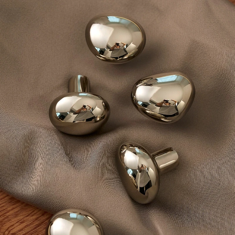 Creative River Pebble Brass Cabinet Furniture Handles Wardrobe Door Drawer Pulls French Single Hole Nickel Silver Cabinet Knobs