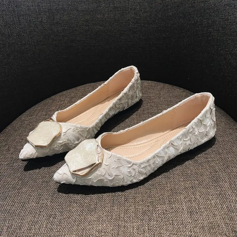 

Women's Shoes Flat Pointed Toe with Square Buckle Low Cut Elegant Chic 2026 Autumn New Trend for Daily Life and Special Events
