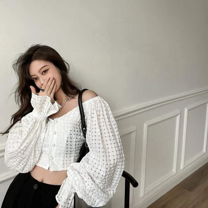 Lady Sexy Hollow out Short Shirt New Long Sleeve V-neck Top Fashion Korean Style Bell Sleeve Shirt