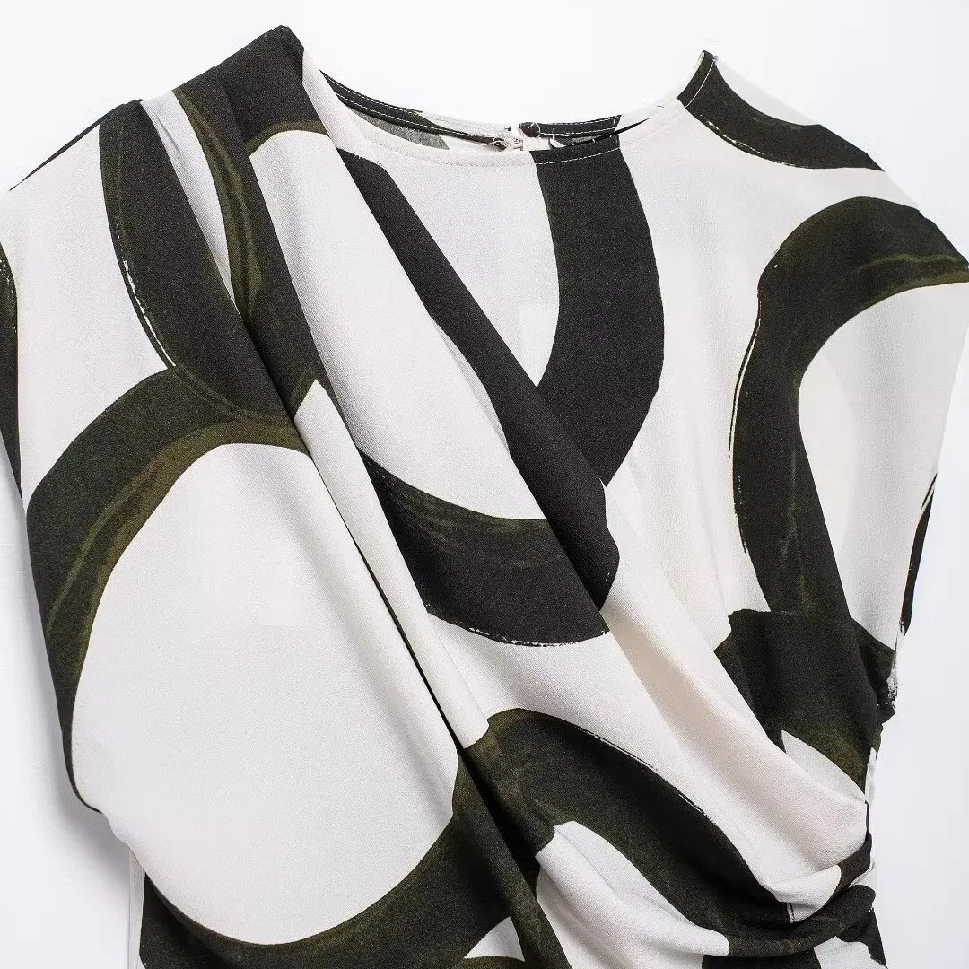 بلوزة نسائية أنيقة بنمط الشارع مطبوعة بتصميم مزدوج الصدر من ألياف البوليستر برقبة مستديرة وطول عادي ونقش هندسي #1
