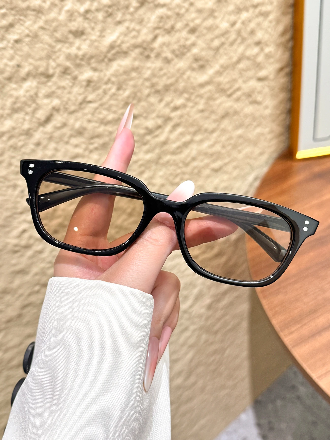 1 Stück modische Damen-Sonnenbrille mit Cat-Eye-Rahmen, lässiger, vielseitiger Modeartikel, geeignet für Outfits, Urlaub, Outdoor-Aktivitäten – Detail 2