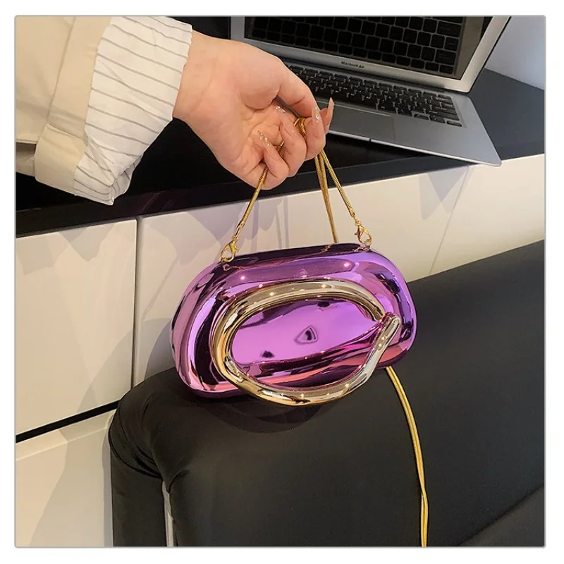 حقيبة ظهر كلاسيكية بشعار فريد من نوعه للركاب الكاجوال بسعة كبيرة للرجال والنساء العصريات