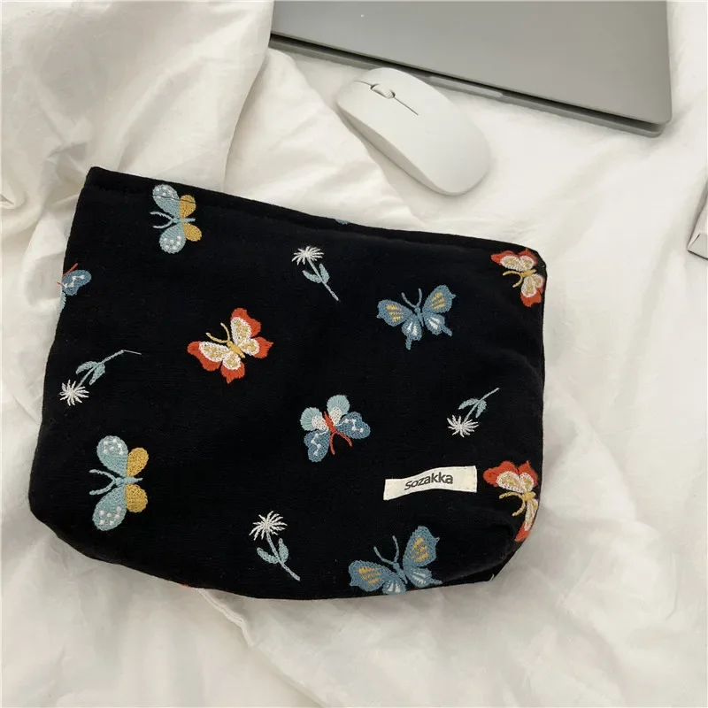 New Fashion Embroidered Butterfly Makeup Bag Women Portable Zipper Storage Bag Large Capacity Hand-held Travel Cosmetic Pouch