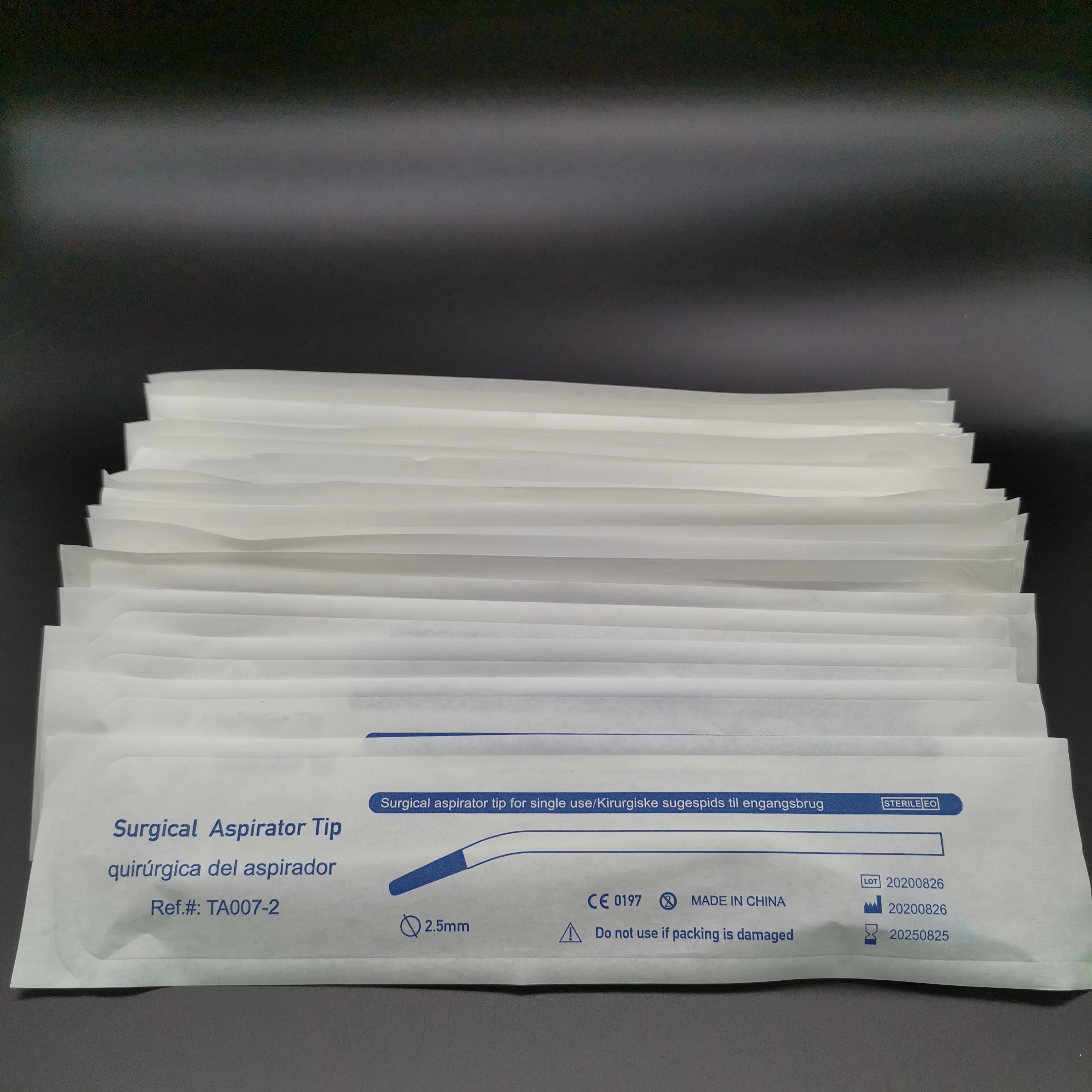 20Pcs Disposable Long Thin Dental Suction Tips Tubing for Dental Clinic Oral Surgery Daily Oral Care Supply Tools