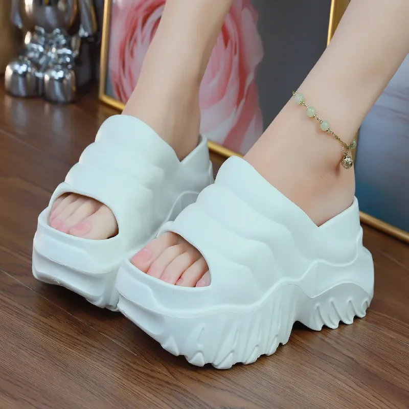 

Fashion Sandalias Female Summer Indoor Home Non-slip Outside Soft Beach Shoes Platform High-heeled Slippers Versatile Slides