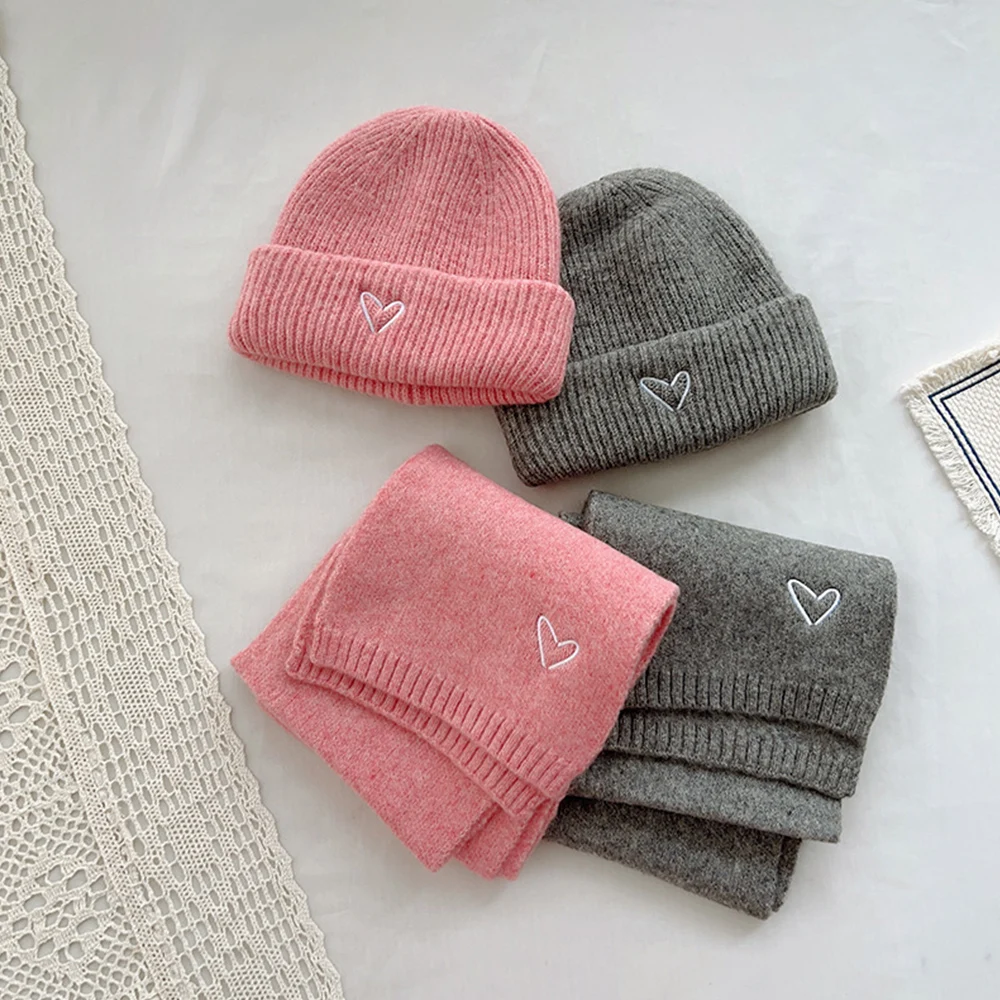 Korean Version Of The Love Embroidered Children's Hats And Scarves 2-piece Set Of Boys Girls Autumn Winter Solid Color Windproof