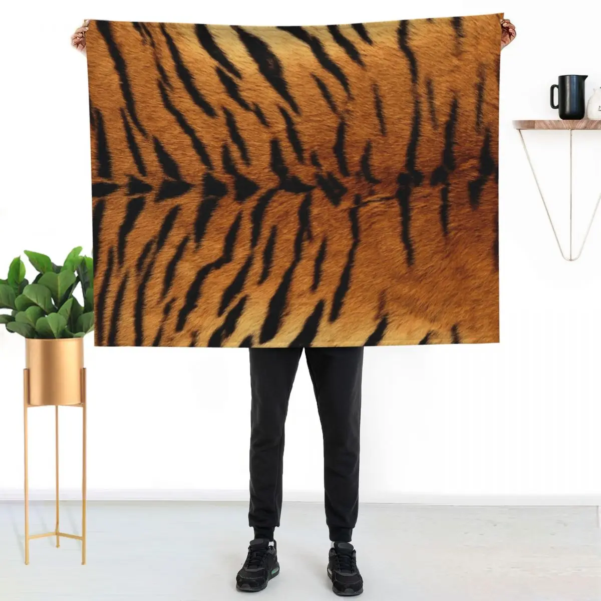 

Tiger Skin Print Throw Blanket Foldable Soft Warm Blanket for Outdoor Use