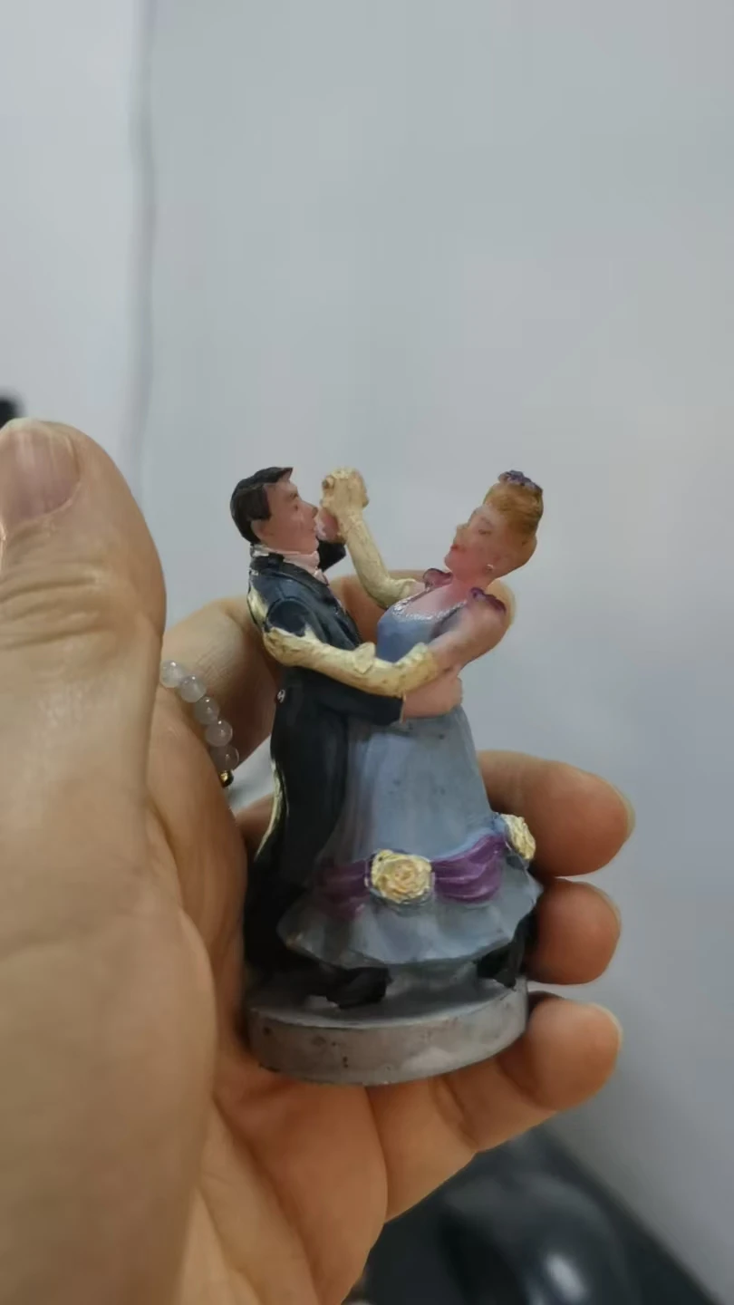 resin figure mental psychological sand table game box court therapy dancing